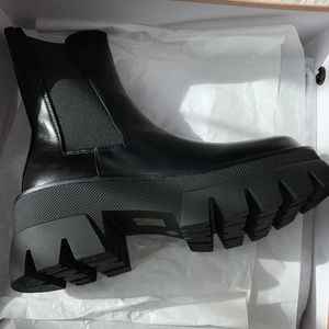 SIMMI ANKLE BOOTS